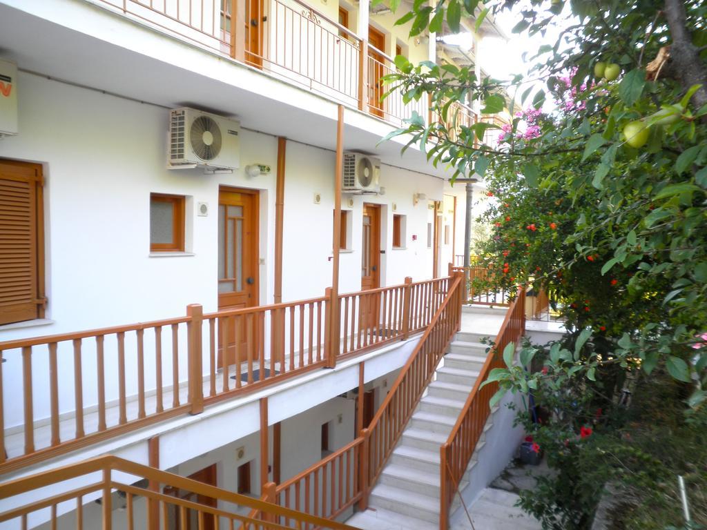 Kostas Studios II Vasilikí Exterior photo